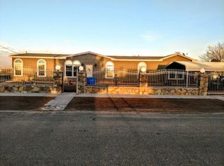 11811 Flor Del Rio St, Socorro, TX 79927