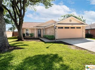 843 Vista Pkwy, New Braunfels, TX 78130