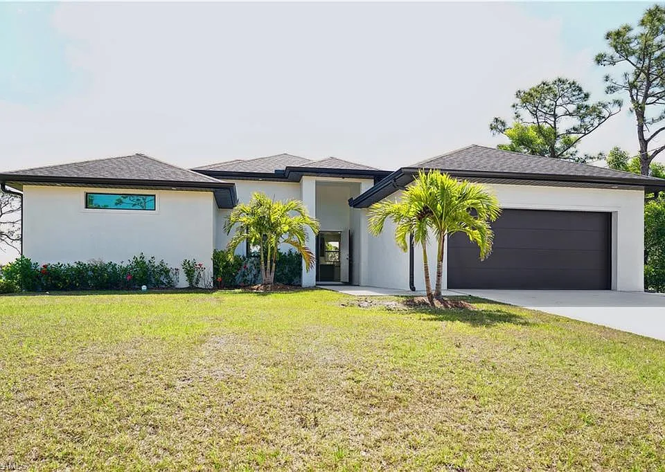 4309 NW 38th Ave