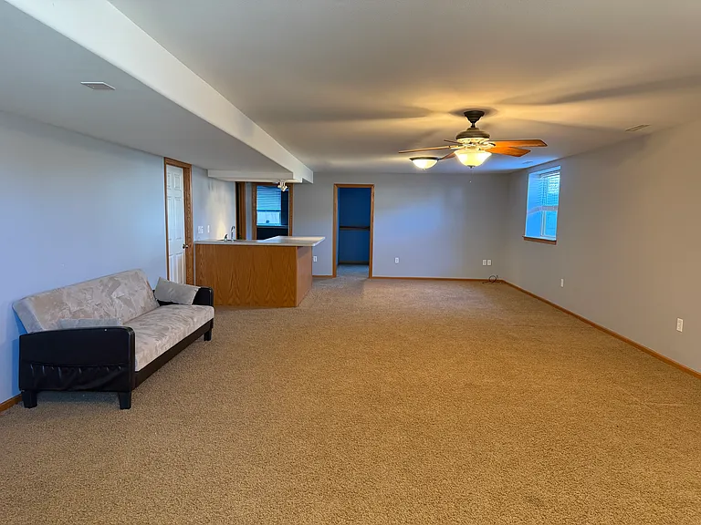 934 Tiara Dr NE — Photo 18