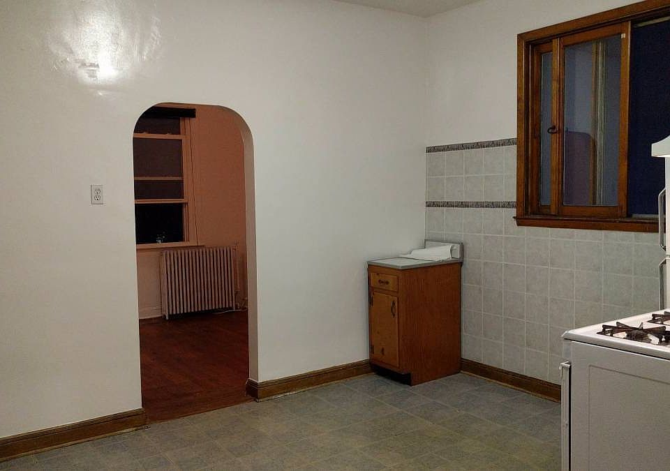 2nd image of 2251 42nd St
