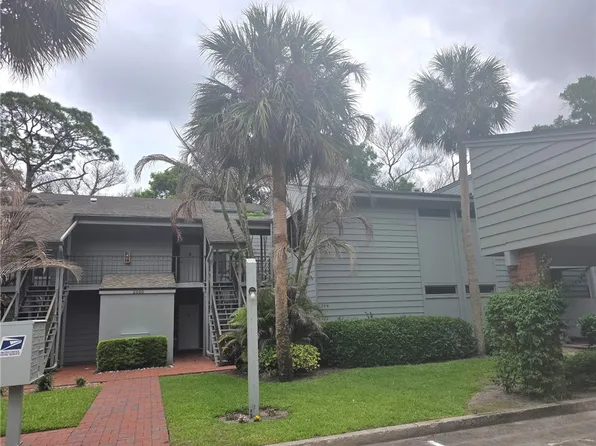 2000 Pine Creek Blvd APT 205, Vero Beach, FL 32966