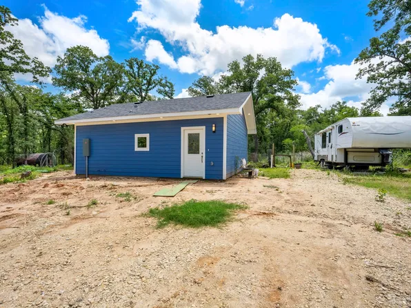 868 County Road 405, Buckholts, TX 76518