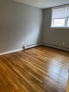 Ross Apartments — Photo 17