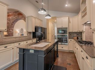 14160 Twelve Oaks Dr, Walker, LA 70785