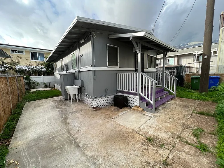 3046C Harding Ave — Photo 10