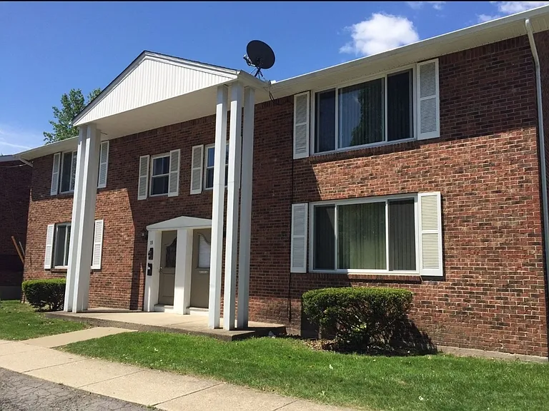 Angle-Tyler Apartments — Photo 44