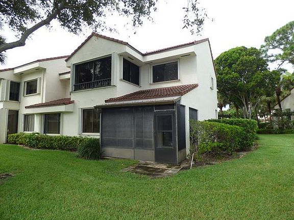 Rear. 1st Floor Unit