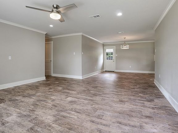 3rd image of 17008 Pernecia Ave