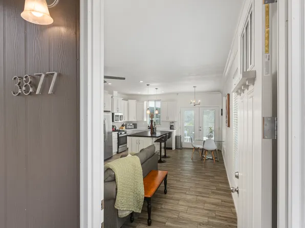 3877 Rogers Rd, Spring Valley, CA 91977