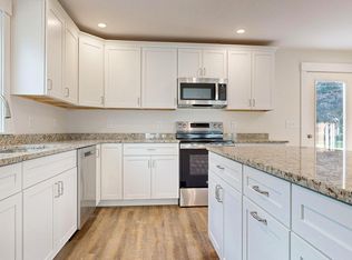 10 Viking Ln #4, Westbrook, ME 04092