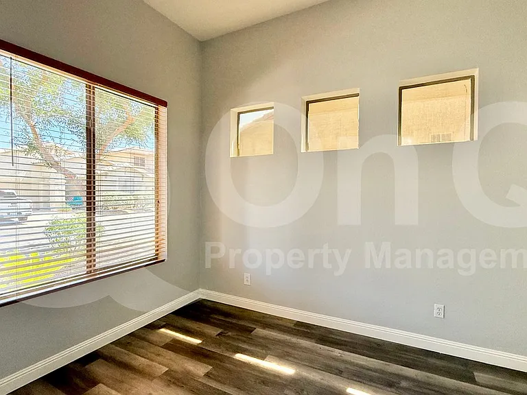 9231 E Lindner Ave — Photo 8