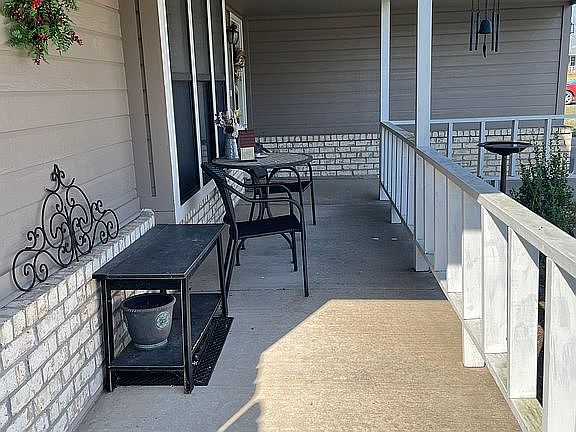 4th image of 9422 E Cherrywood Dr