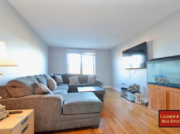 2241 Plumb 1st Street image 1 of 7