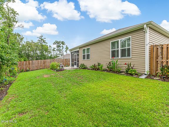3rd image of 1581 Pleasant Hollow Court SE