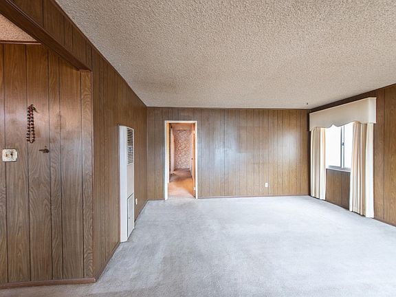 3rd image of 221 Mark Avenue