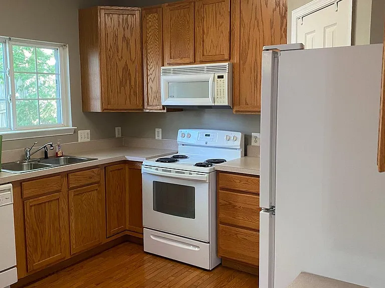26 Townes Pl — Photo 2