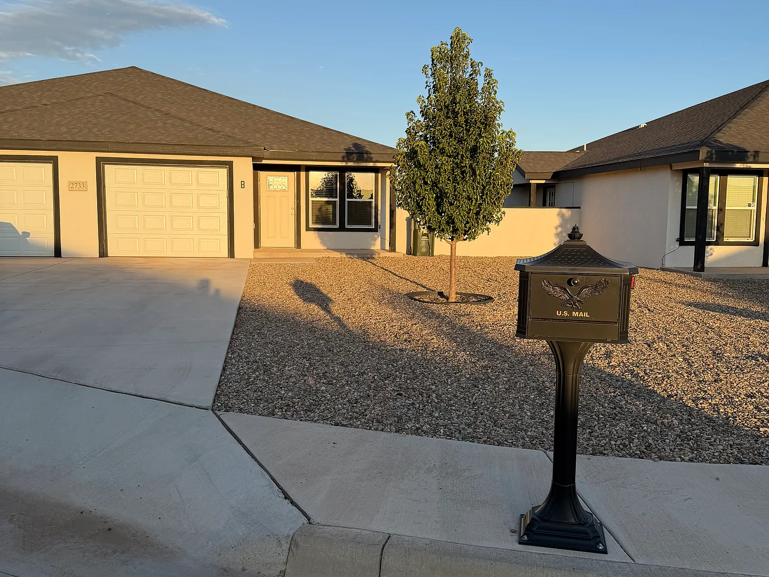 2 bed, 1000 sqft, $1,350 — Photo 2