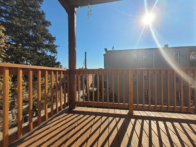 28 Arcadia St #2L — Photo 9