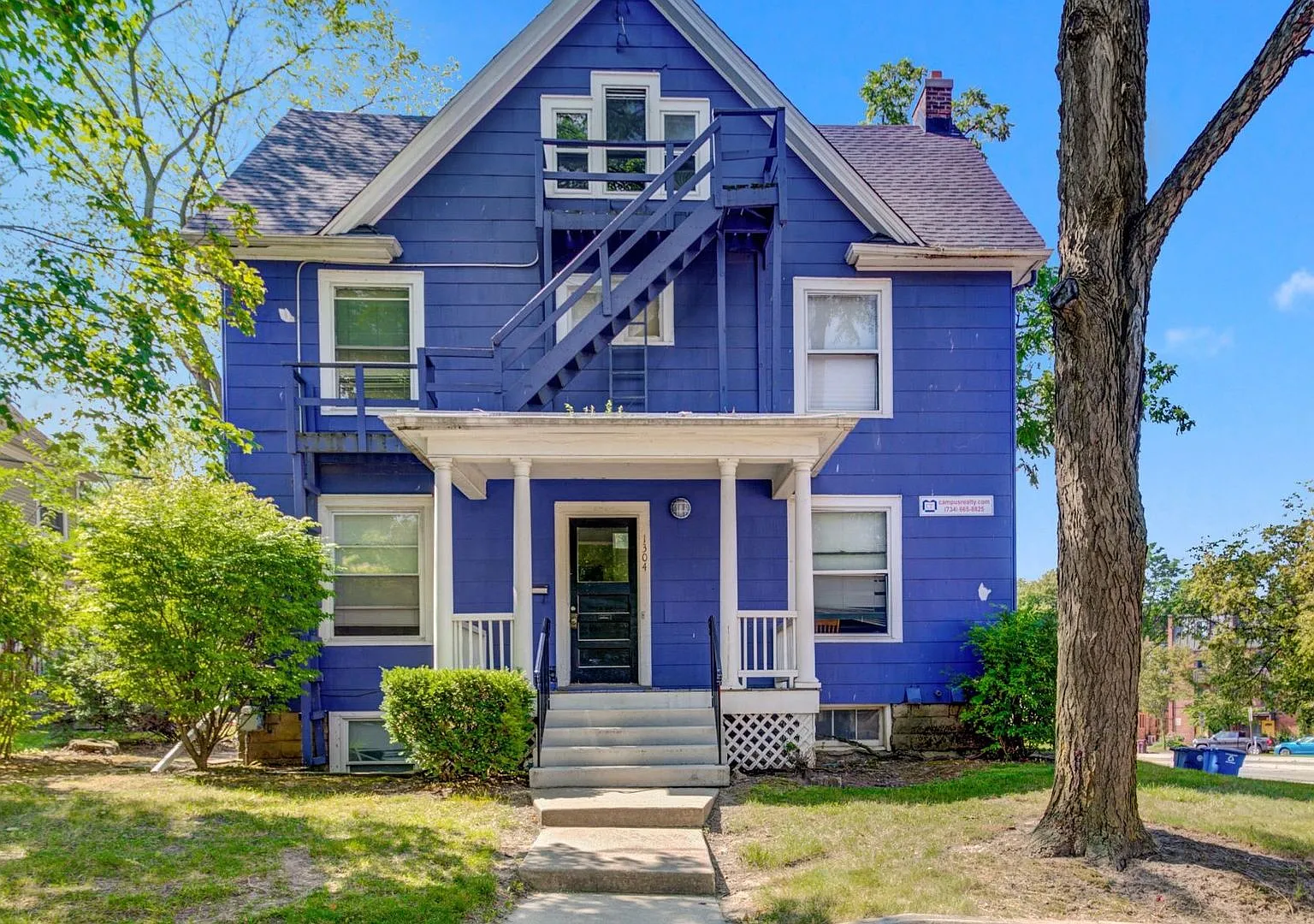 6 Bed/3.5 Bath Private Home Available August '27 — Photo 1