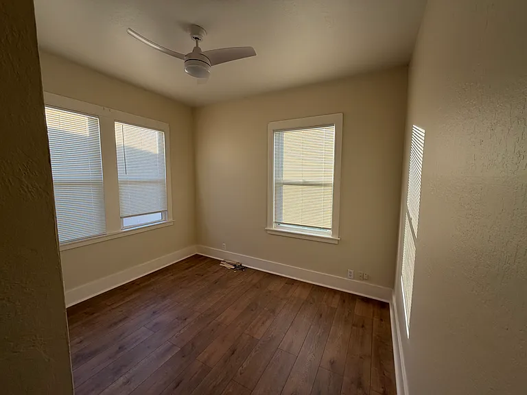 311 Oakland Ave — Photo 7