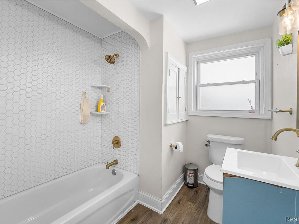 20007 Stotter St, photo 11