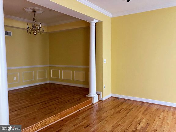 3rd image of 15726 Cherry Blossom Ln