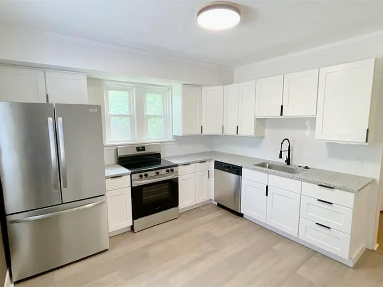 Pardella Ave — Photo 15