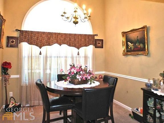 3rd image of 2922 Sweetbriar Walk