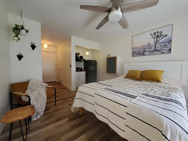 13724 Ruette Le Parc #A — Photo 36