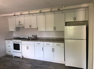 7 Hooker Ave FLOOR 2, Poughkeepsie, NY 12601