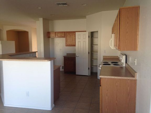 4th image of 13776 W Ventura St