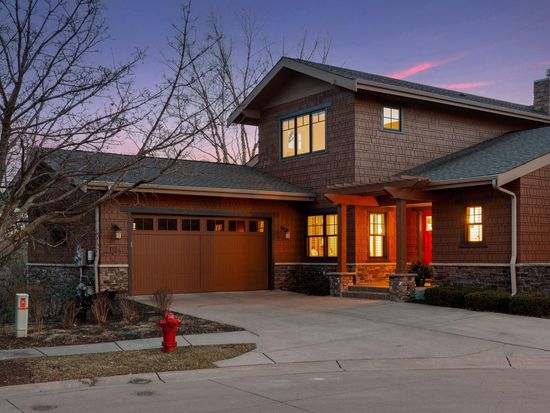 1186 Lexington Ridge Ct, Eagan, MN 55123