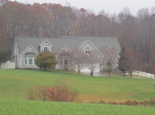 6909 Carol Ln, Hillsborough, NC 27278