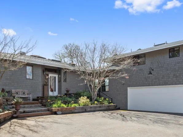 260 Golden Hills Dr, Portola Valley, CA 94028