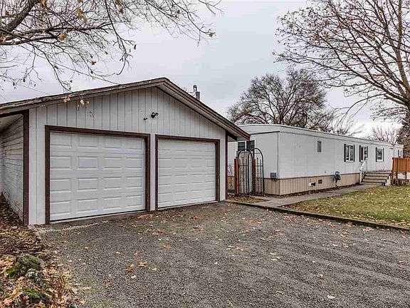 4th image of 19138 E Cane Cir