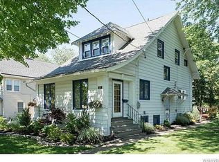 65 N Long St, Williamsville, NY 14221