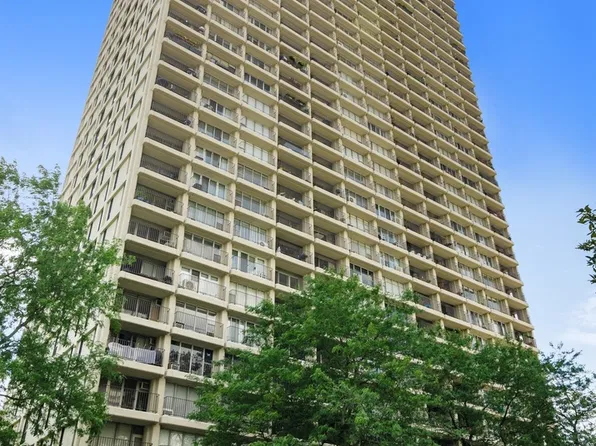 1960 N Lincoln Park W APT 2209, Chicago, IL 60614
