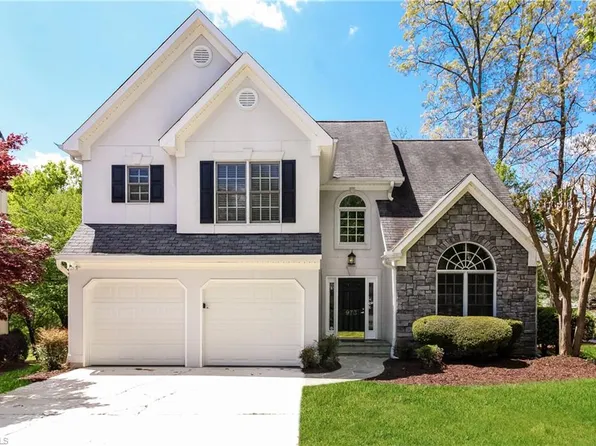 973 Wyckshire Ct, Whitsett, NC 27377