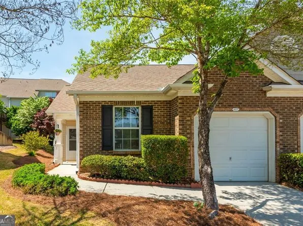407 Red Coat Ln, Woodstock, GA 30188