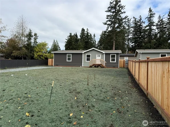 1251 S Dewey Drive, Coupeville, WA 98239
