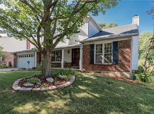 2535 Bluff Ridge Dr, Saint Louis, MO 63129