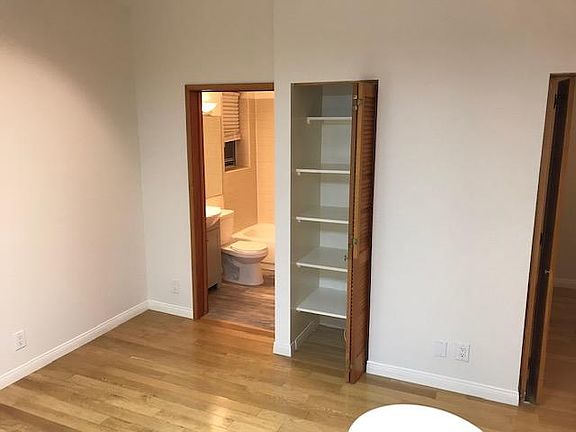 4th image of 820 S Mansfield Ave APT 410