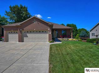8430 Norval Rd, Lincoln, NE 68520