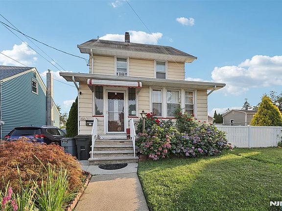 2nd image of 663 Paulison Ave