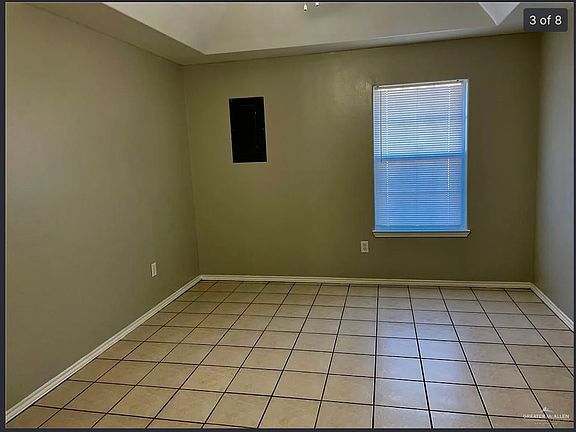 4th image of 711 Agate St APT 3