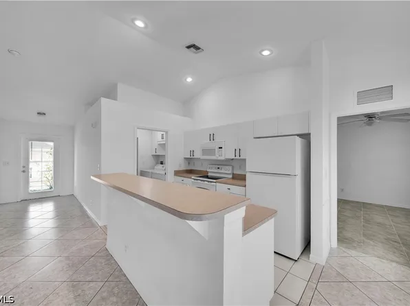 1317 NE 1st Pl, Cape Coral, FL 33909