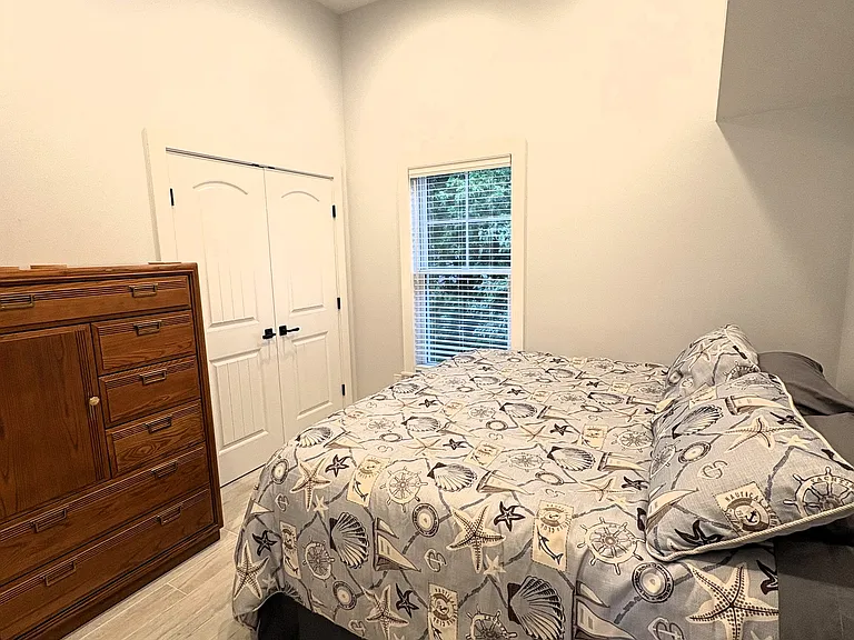 Bay View Dr — Photo 20