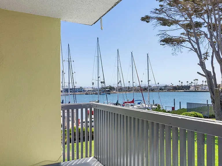 4200 Harbor Blvd — Photo 82