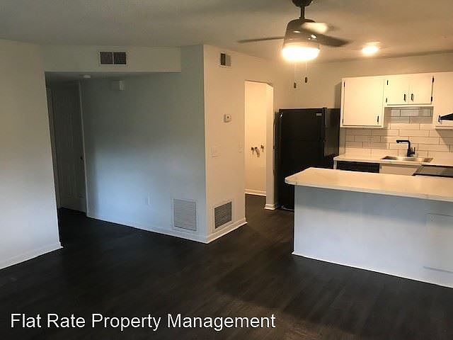 1st image of 123 NW 23rd Pl #7511221